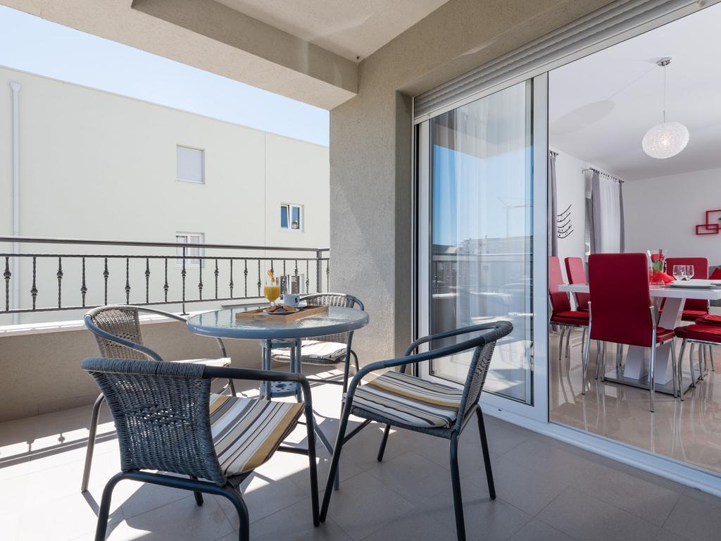 Apartment Bingo Trogir Exteriör bild